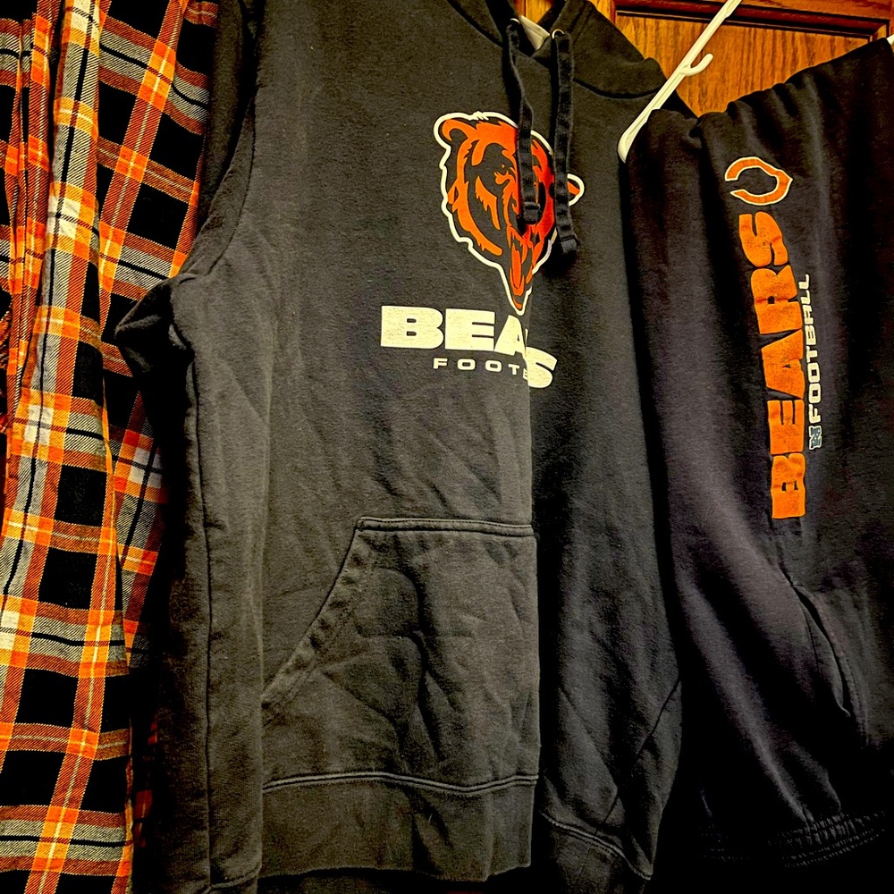 men’s nfl authentic sports hoodie and two pairs of lrg bears jogging pants